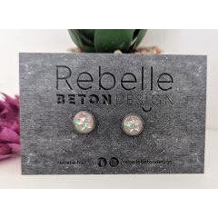 Virág motívumos beton fülbevaló 